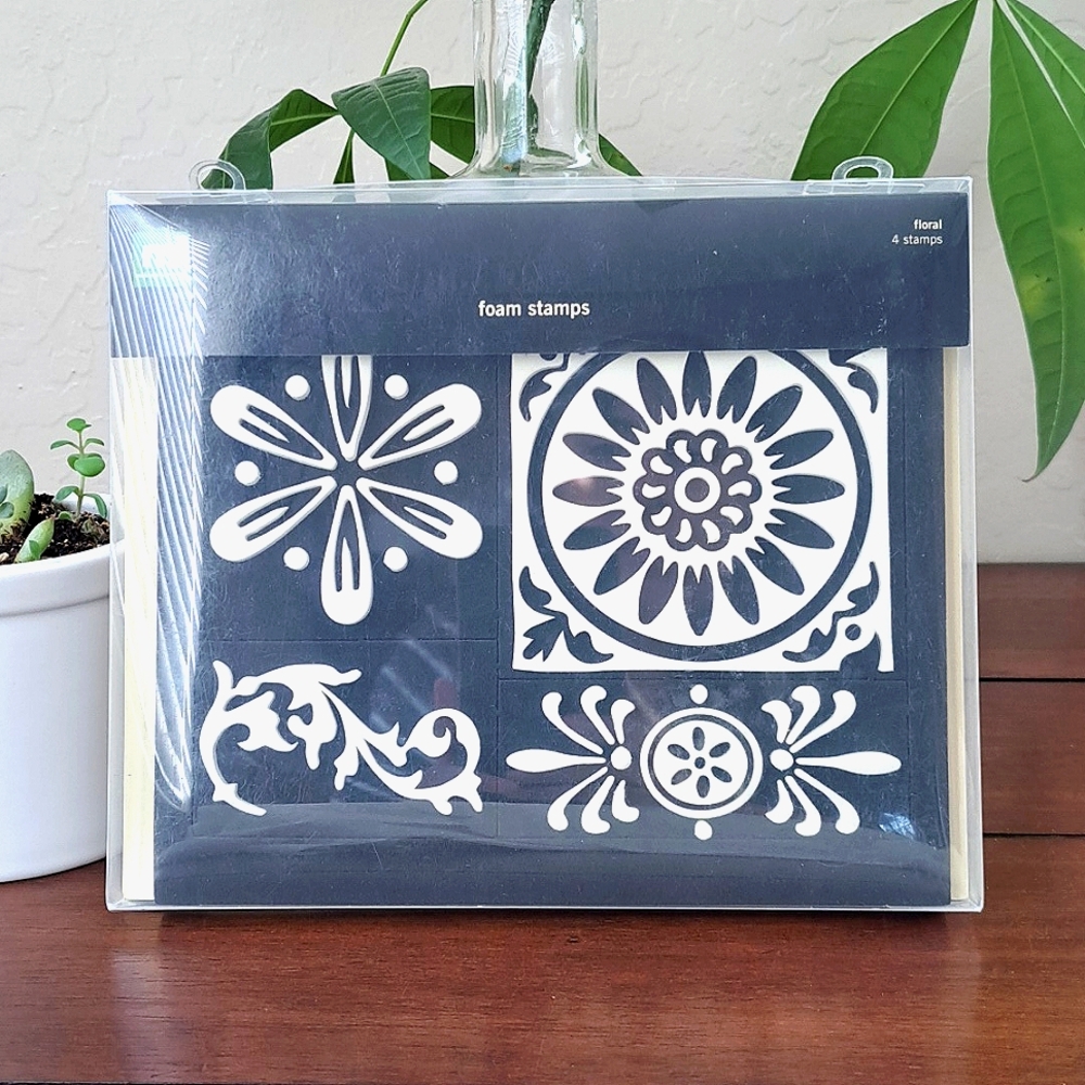 New VTG Making Memories Floral Foam Stamps Set of 4 DIY Crafting & Decorating